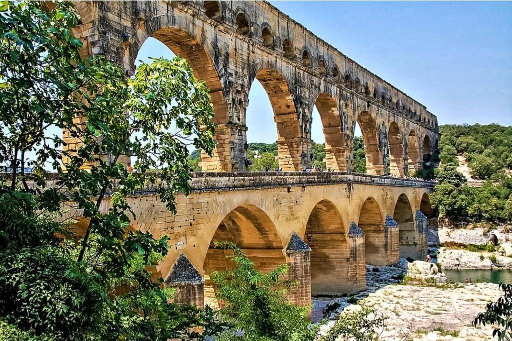 Appartement 3 Min A Pied Du Centre D'Uzes Parking Piscine Екстериор снимка