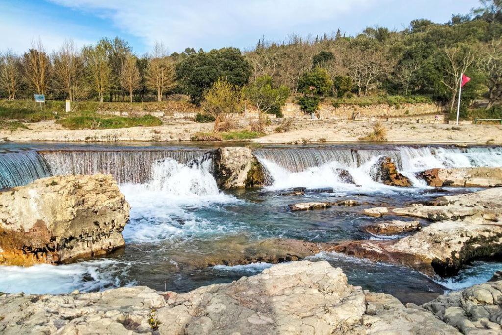 Appartement 3 Min A Pied Du Centre D'Uzes Parking Piscine Екстериор снимка